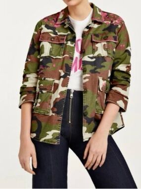 Cinq A Sept | Pink Floral Embroidery | size XS | Statement Military Jacket